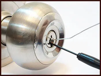 Locksmith Of Downey Downey, CA 562-340-4611 - zip-02